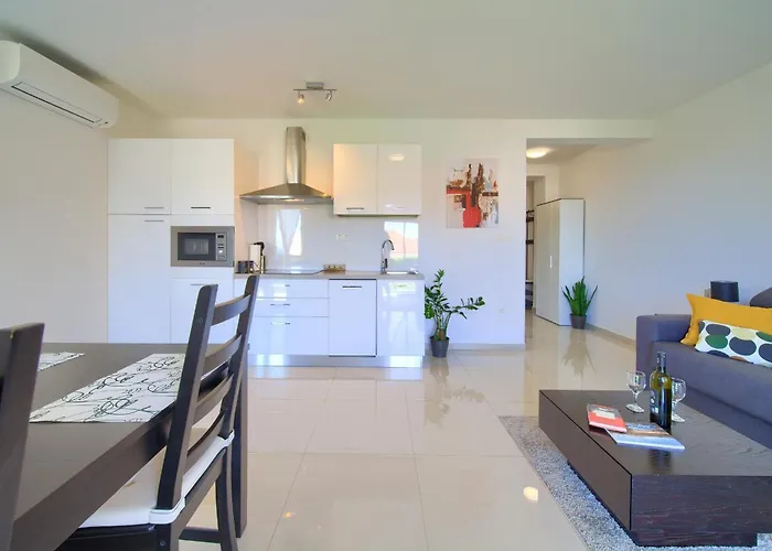 Apartament Sara